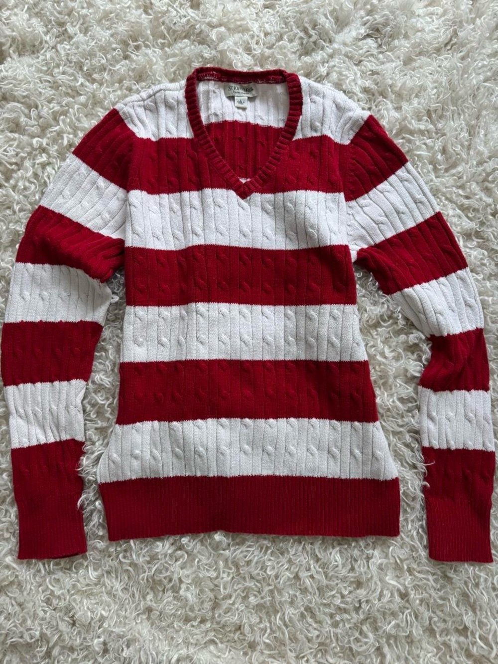 Thrifted St John’s Bay Cable Knit V-Neck Striped Sweater - Red & White